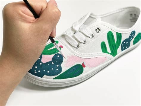 best way to paint sneakers.